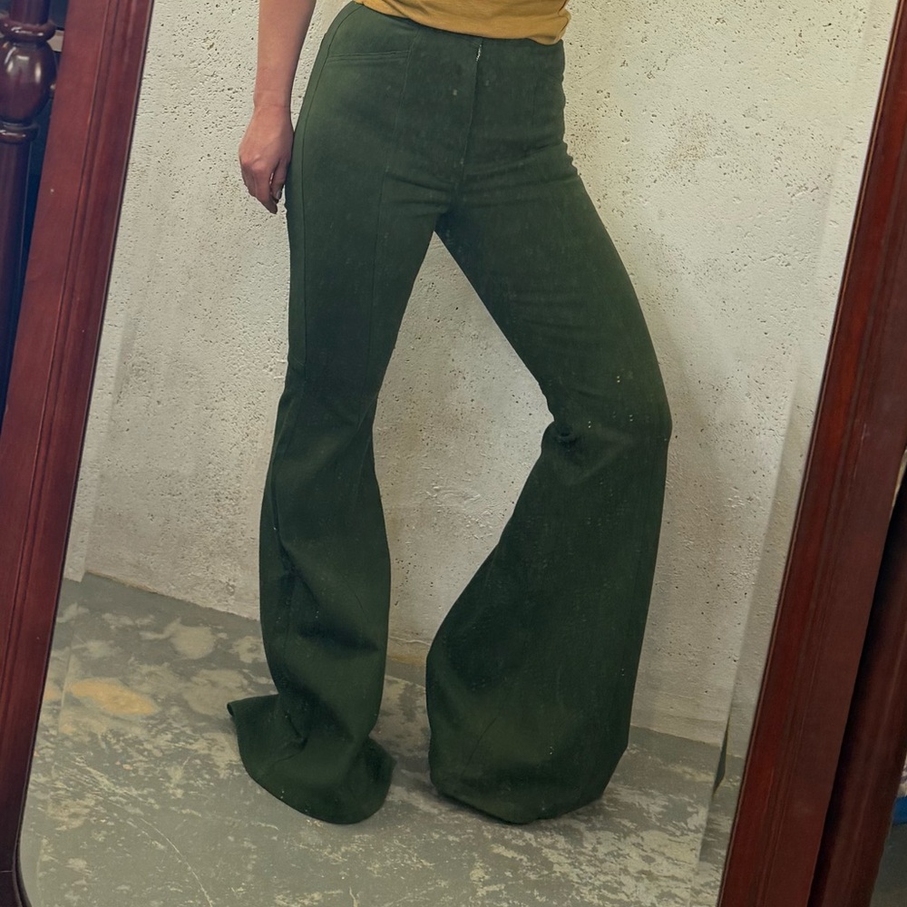 Flying Tomato Green Wide Leg Bell Bottom Flare Pants New With Tags Size Small - Picture 8 of 12